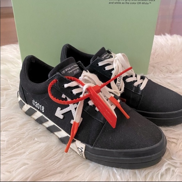 Off-White Shoes - off white vulcom low top sneakers